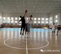包含纽西兰篮球赛事大幕拉开，各队实力差距渐现的词条