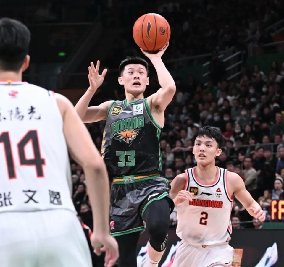 韩德君17+14辽宁险胜宁波原帅20分山西胜上海的简单介绍