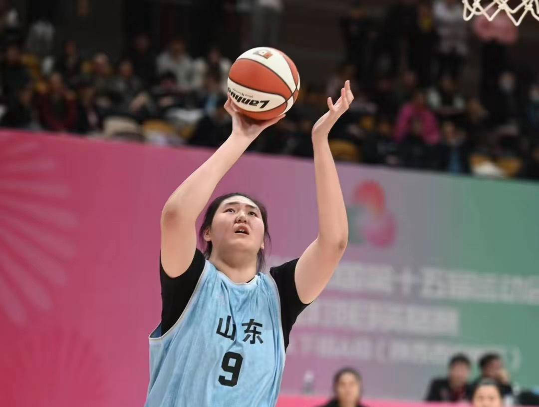 狂胜67分！张子宇16+7杨舒予22分中国女篮再擒波黑的简单介绍