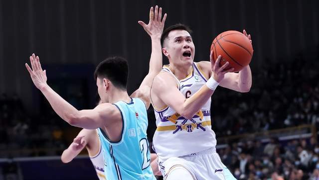 亚布塞莱：被CBA球队放弃后无球可打激励了我我想证明人们是错的