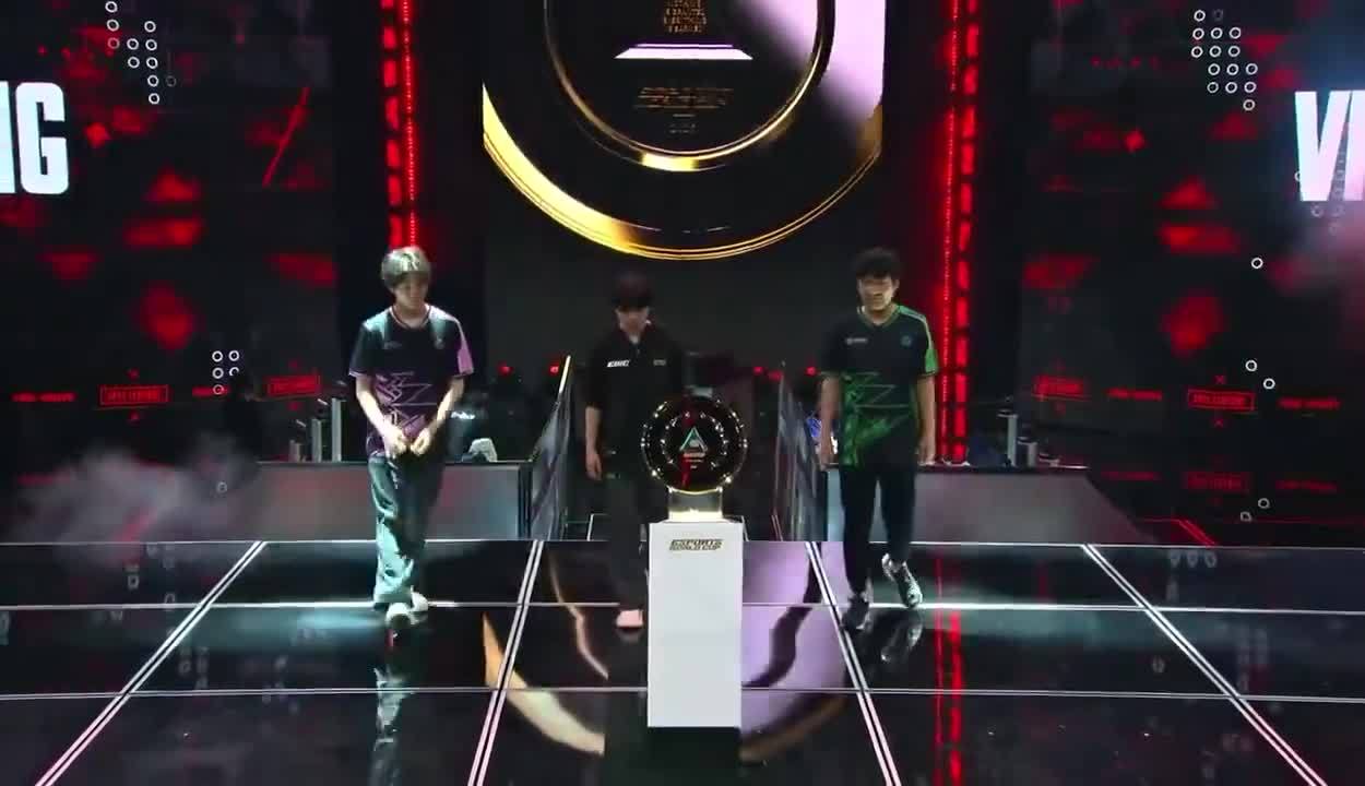 电竞世界杯Apex决赛：中国战队VKG五局51分，开出赛点的简单介绍